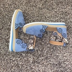 Crown Vintage baby blue espadrille flat